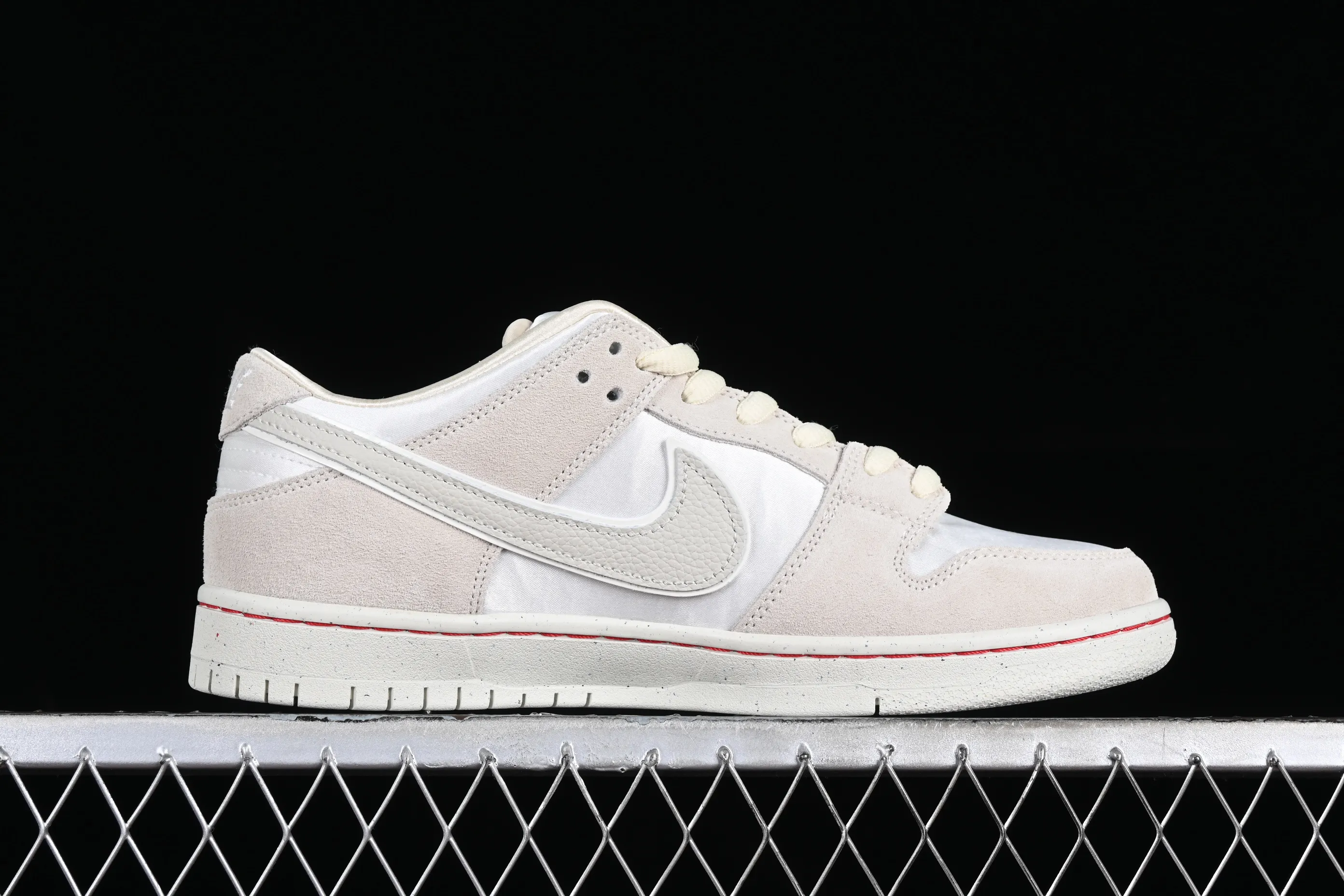 All Categories Nk SB Dunk Series Nk SB Dunk Low Low-top Sneakers J Version Nk SB Dunk Low 2024 Valentine's Day Theme SB Low-top Casual Sneakers FZ5654-100